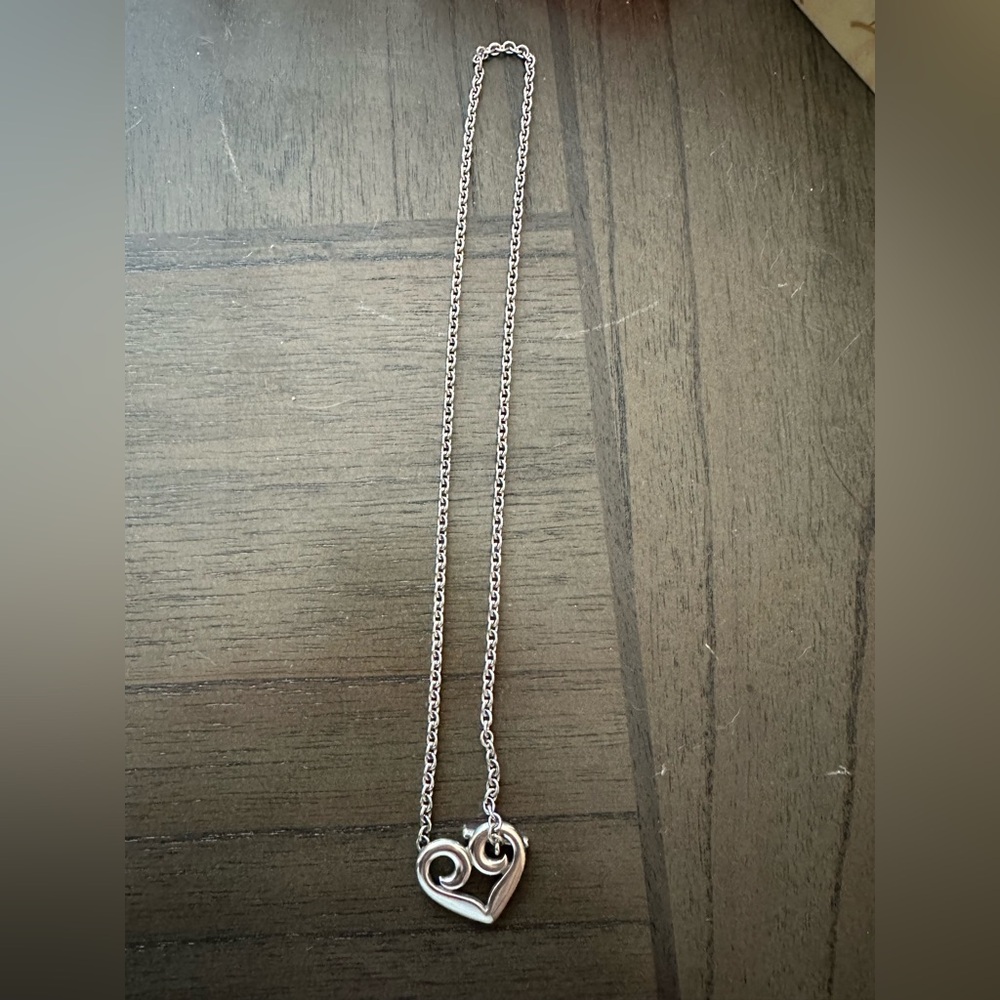 RARE RETIRED JAMES AVERY STERLING SILVER SCROLL HEART TOGGLE NECKLACE 16"